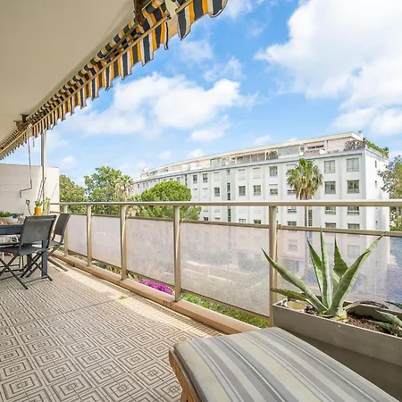 Appartamento Les Aliscamps By Interhome